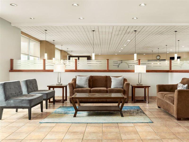Days Inn By Wyndham לונדון מראה חיצוני תמונה