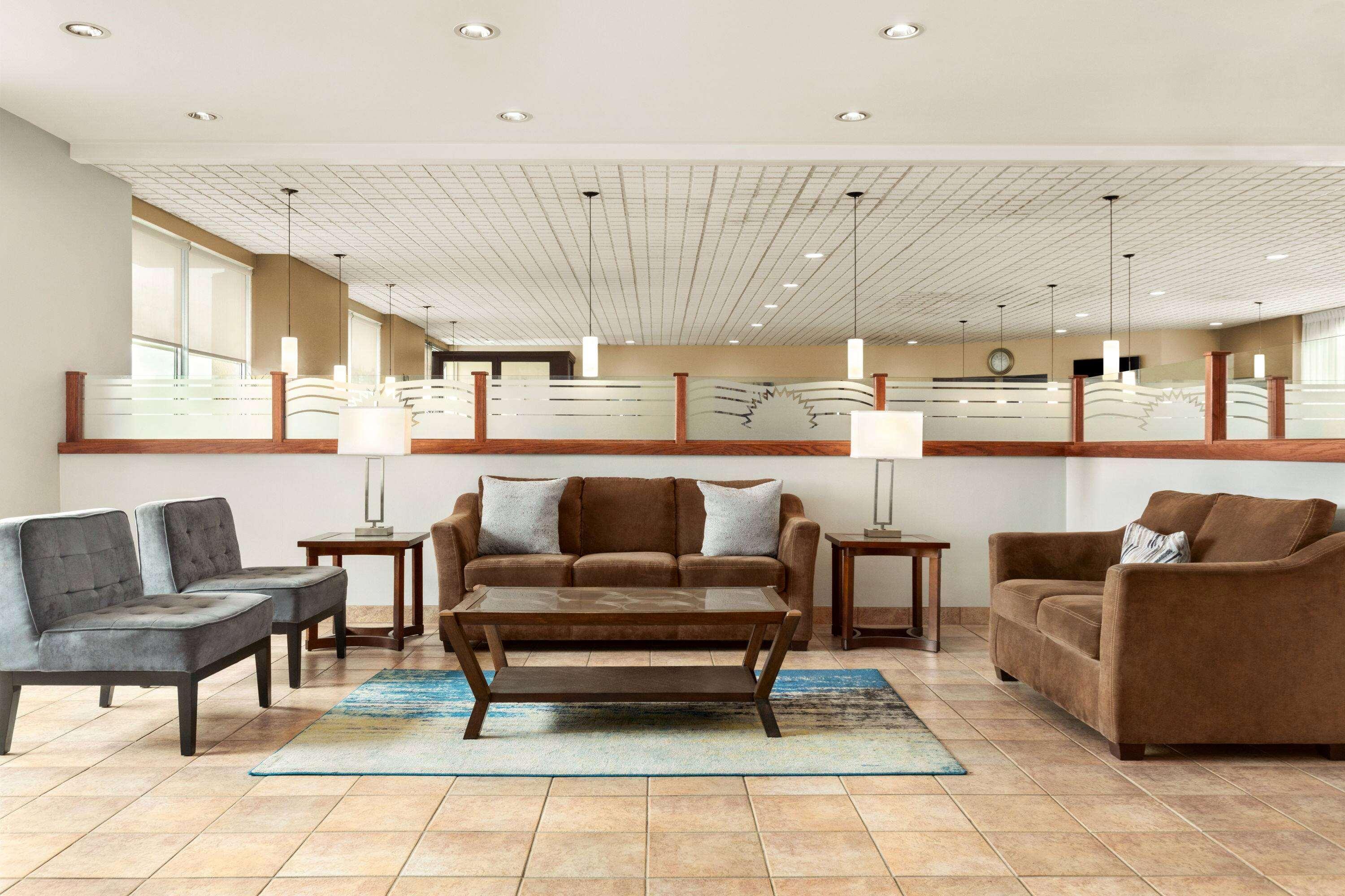 Days Inn By Wyndham לונדון מראה חיצוני תמונה