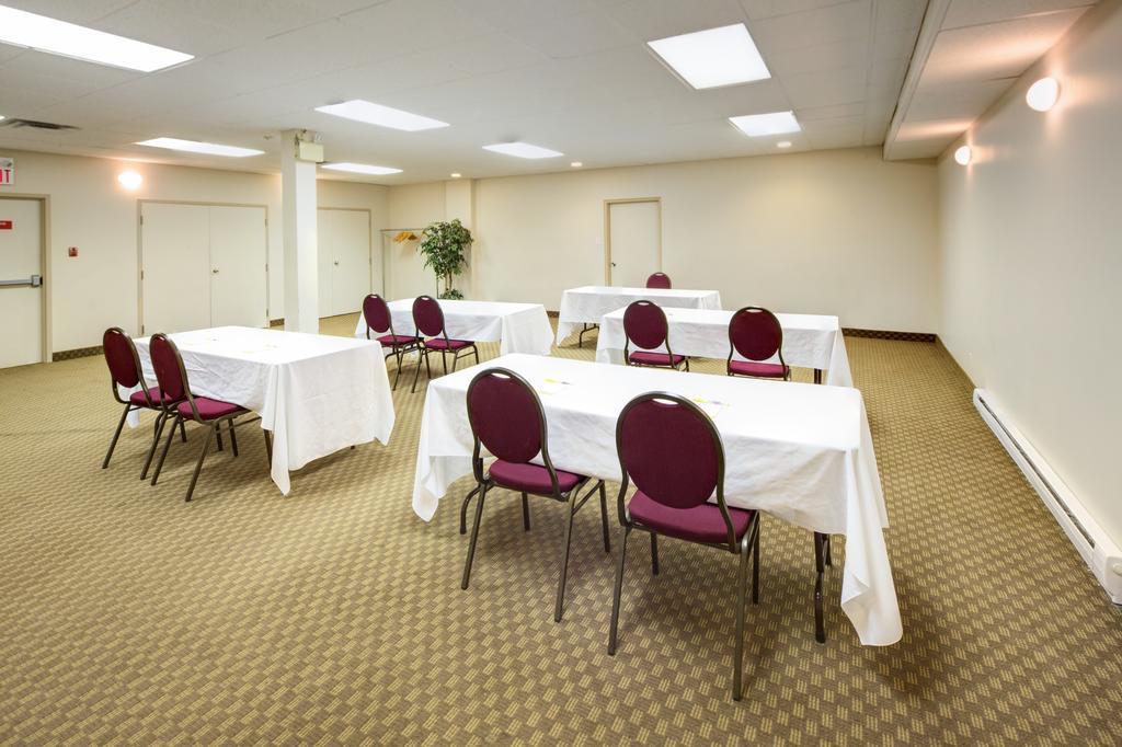 Days Inn By Wyndham לונדון מראה חיצוני תמונה